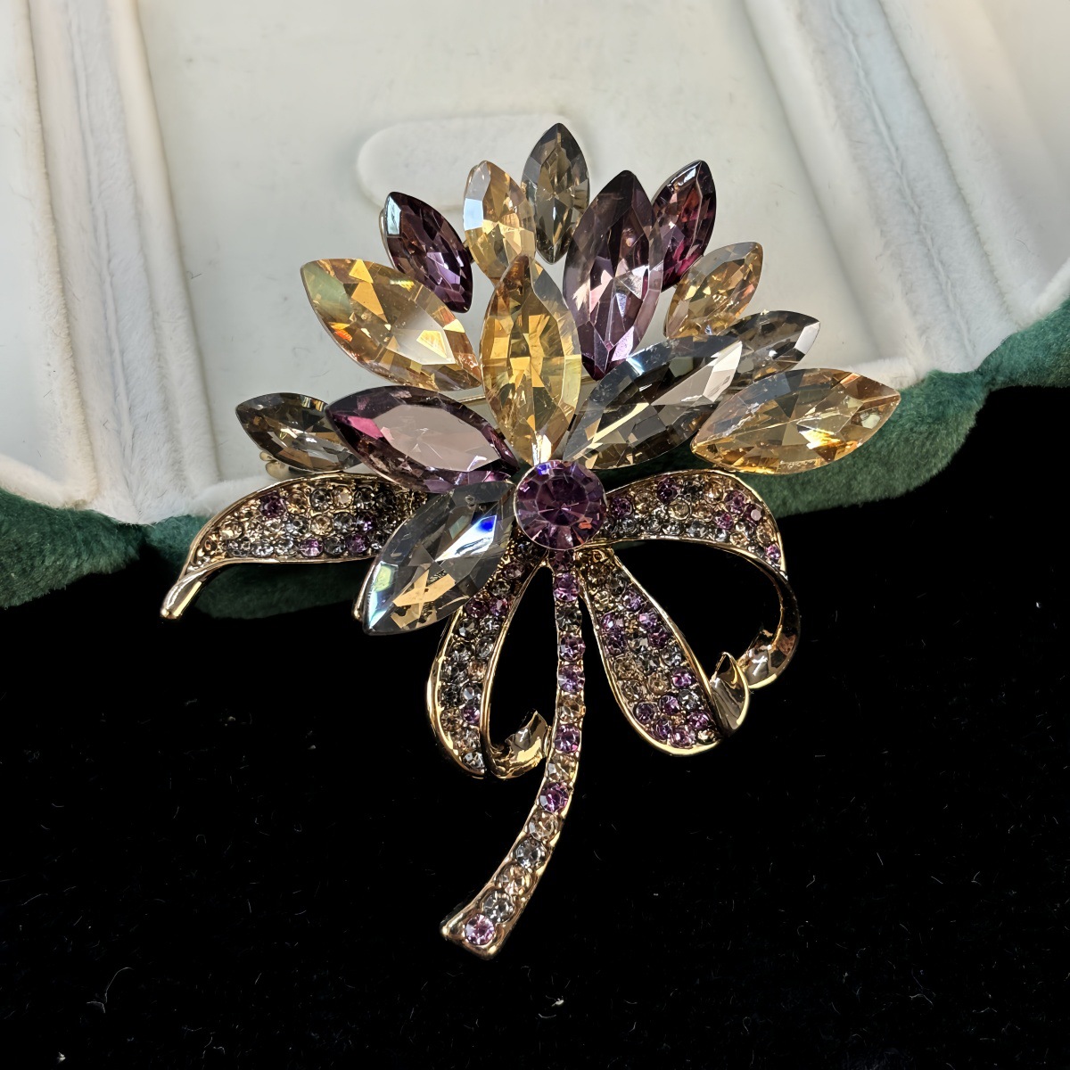 Элегантные разноцветные броши  – обзор и цена Women Accessories Bouquet